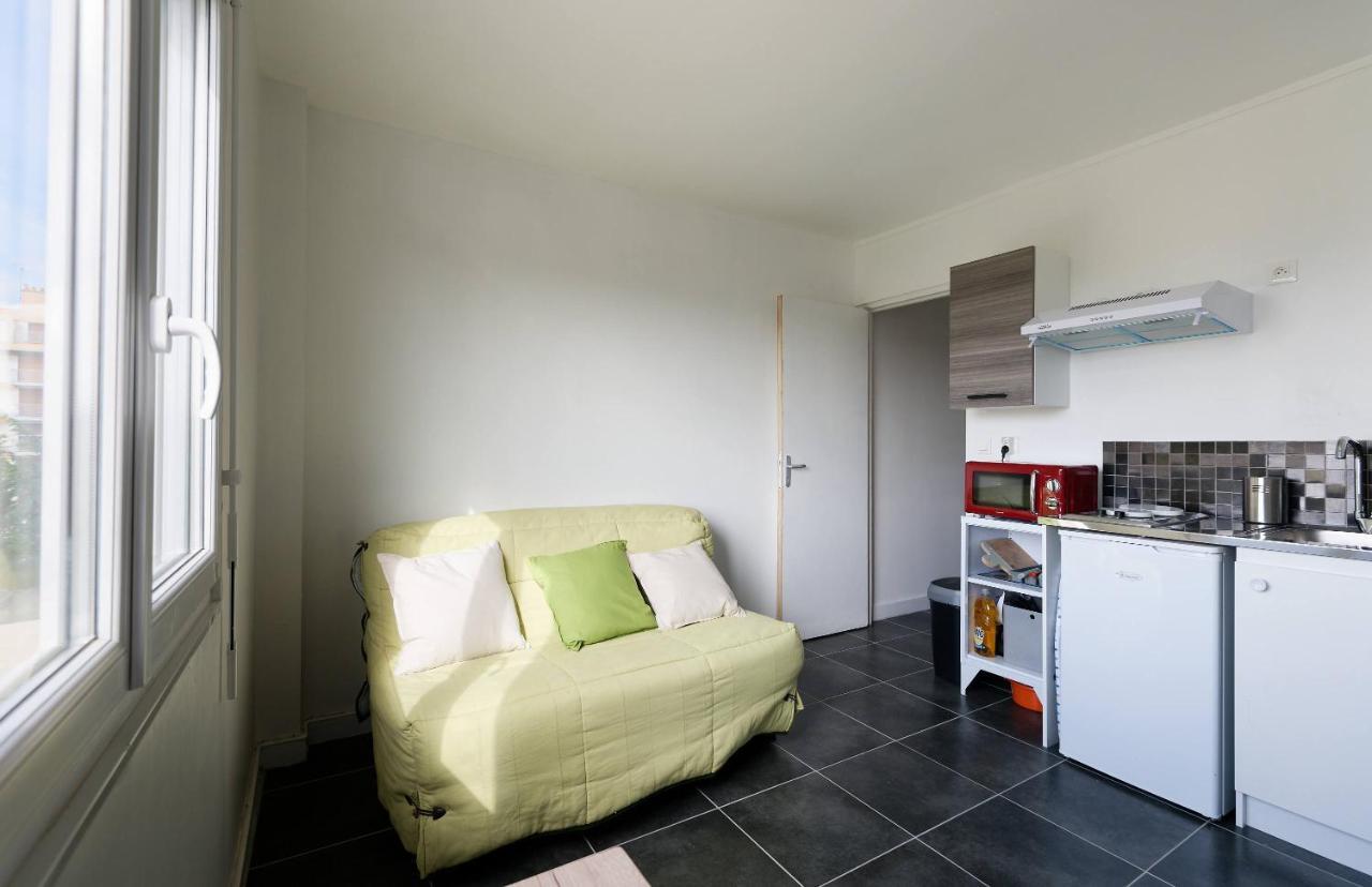 Studio A 300 Metres De La Gare Et 25 Minutes De Paris En Train Melun Zewnętrze zdjęcie