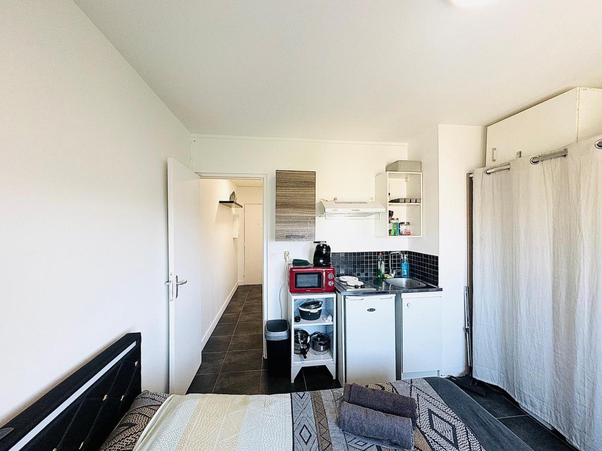 Studio A 300 Metres De La Gare Et 25 Minutes De Paris En Train Melun Zewnętrze zdjęcie