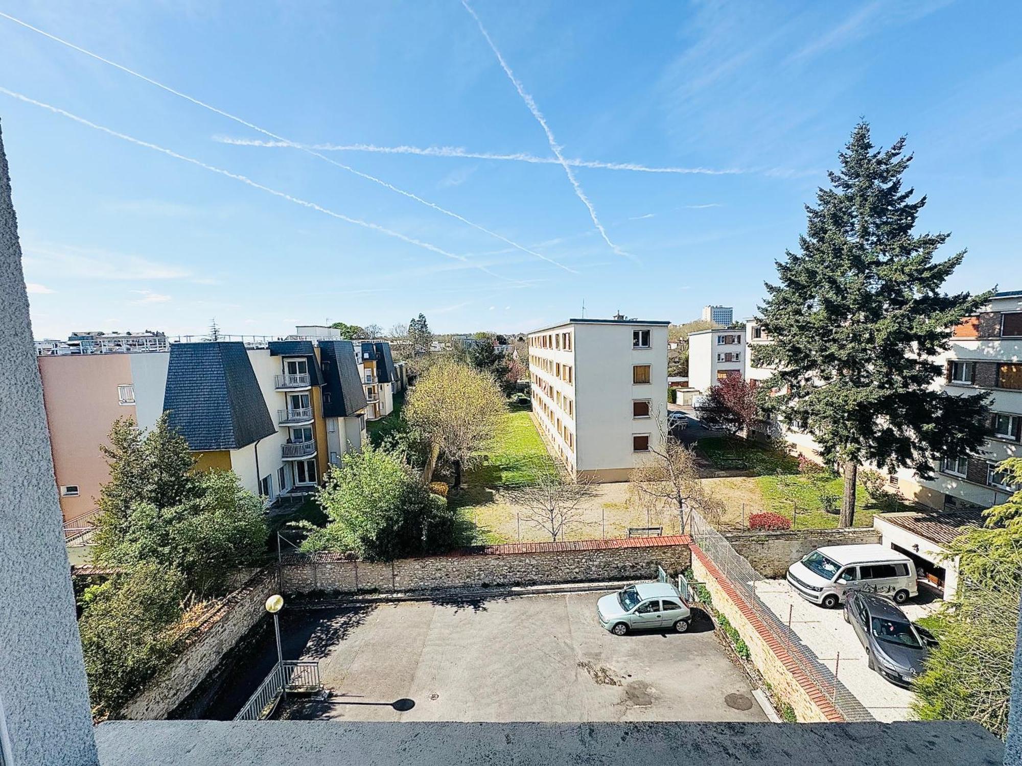 Studio A 300 Metres De La Gare Et 25 Minutes De Paris En Train Melun Zewnętrze zdjęcie